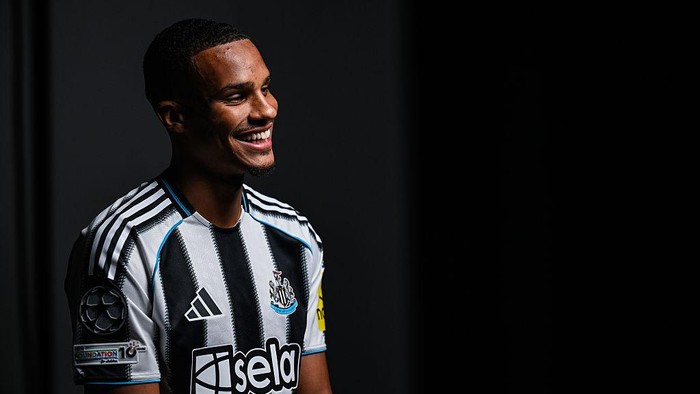NEWCASTLE UPON TYNE, ENGLAND - AUGUST 12: Malick Thiaw in a home shirt during his first club interview after signing for Newcastle United on August 12, 2025 in Newcastle upon Tyne, England. (Photo by Serena Taylor/Newcastle United via Getty Images)