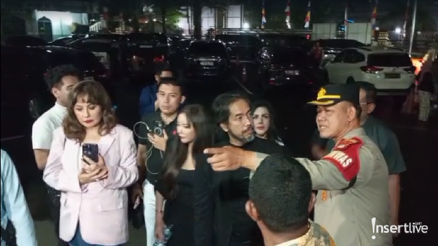 Kabar Terkini Artis dari InsertLive : Kena Pukul Usai Debat TV, Sunan Kalijaga Klaim Diserang Pengacara Reza Gladys