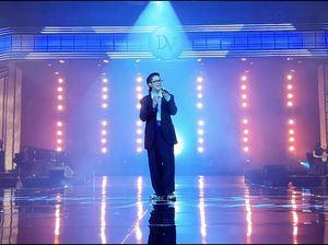 Momen Vanness Wu F4 Nyanyi di Pernikahan Crazy Rich Surabaya Momen Vanness Wu F4 Nyanyi di Pernikahan Crazy Rich Surabaya