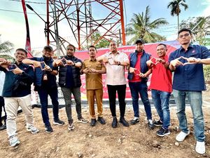 Andre Rosiade Resmikan Tower BTS Telkomsel di Nagari Pasilihan Sumbar