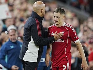 Prediksi Juara Liga Inggris 2025/2026: Supercomputer Jagokan Liverpool!