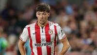 Brentford – Aaron Hickey, 70 ribu paun (Rp 1,531 miliar) per pekan. Foto: Getty Images/Harry Murphy - Danehouse