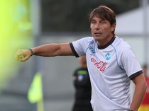 Napoli Perlu Waktu untuk Kompetitif di Banyak Ajang