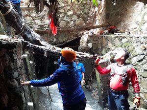 Dari Kedalaman Gorong-gorong Cibubur Terkuak Penyebab Banjir
