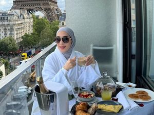 Mewah! Momen Erin Taulany Saat Kulineran di Luar Negeri Mewah! Momen Erin Taulany Saat Kulineran di Luar Negeri