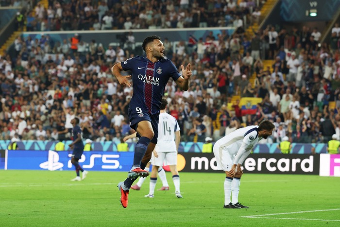 UDINE, ITALY - AUGUST 13: Goncalo Ramos of Paris Saint-Germain celebrates scoring his team's second goal during the UEFA Super Cup 2025 match between Paris Saint-Germain and Tottenham Hotspur at Stadio Friuli on August 13, 2025 in Udine, Italy. (Photo by Claudio Villa/Getty Images)