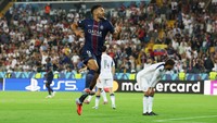 PSG terbaru hempaskan Tottenham Hotspur di Piala Super Eropa. PSG menang 4-3 dalam adu penalti, setelah skor imbang 2-2 di waktu normal (Getty Images/Claudio Villa)