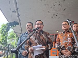 Pramono Pastikan Anak Jakarta Tak Boleh Ada yang Putus Sekolah karena Biaya