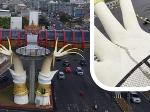 Walkot Bandarlampung Bantah Viral JPO Siger Milenial Retak: Itu Lumut Walkot Bandarlampung Bantah Viral JPO Siger Milenial Retak: Itu Lumut