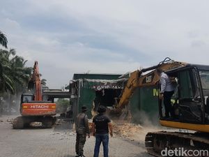 5 Fakta Markas GRIB Sumut Jadi Sarang Narkoba dan Diskotek Ilegal Dirobohkan 5 Fakta Markas GRIB Sumut Jadi Sarang Narkoba dan Diskotek Ilegal Dirobohkan