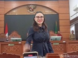 Nikita Mirzani Singgung Privasi Nasabah Usai Merasa Rekening Diobrak-abrik Bank