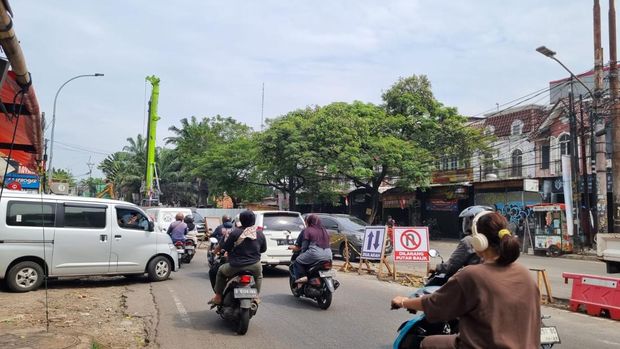 Pembangunan jembatan Pelawad 2 di sekitar Puri Beta