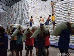 BUMN Serap 40 Ribu Ton Gula Petani, Disokong Rp 1,5 T dari Danantara BUMN Serap 40 Ribu Ton Gula Petani, Disokong Rp 1,5 T dari Danantara