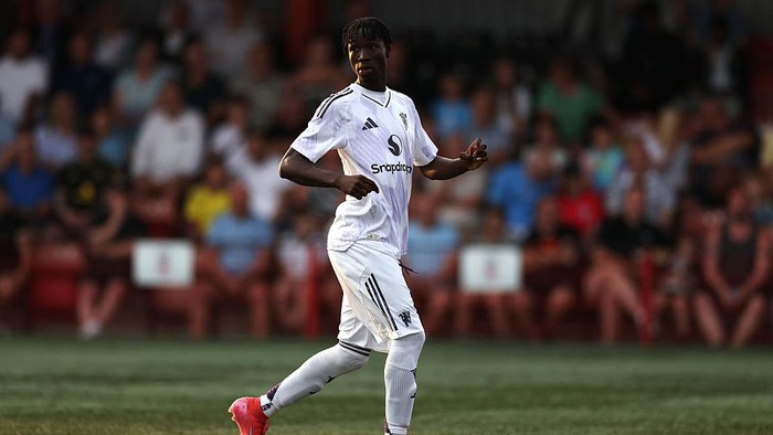 TAMWORTH, ENGLAND - AUGUST 13: Sekou Kone of Manchester United pictured during the National League Cup match between Tamworth and Manchester United U21 at The Lamb Ground on August 13, 2025 in Tamworth, England. (Photo by Manchester United/Manchester United via Getty Images)