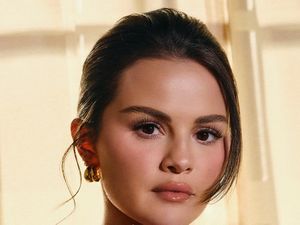 Selena Gomez Akui Sering Bingung Pilih Parfum: Takut Orang Nggak Suka Selena Gomez Akui Sering Bingung Pilih Parfum: Takut Orang Nggak Suka