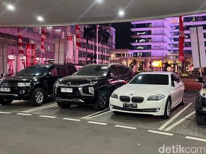 4 Mobil Riza Chalid Disita Kejagung Lagi, Ada BMW hingga Pajero 4 Mobil Riza Chalid Disita Kejagung Lagi, Ada BMW hingga Pajero