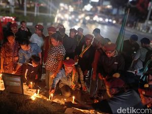 Nyalakan 1.000 Lilin, Aktivis di Kupang Tuntut Keadilan untuk Prada Lucky