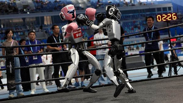 China Gelar Pesta Olahraga Robot Humanoid Dunia
