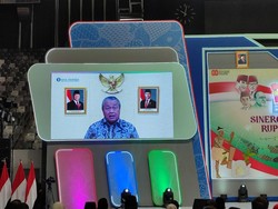 BI Gelar FERBI 2025, Perry Warjiyo Ajak Masyarakat Bangga dengan Rupiah BI Gelar FERBI 2025, Perry Warjiyo Ajak Masyarakat Bangga dengan Rupiah
