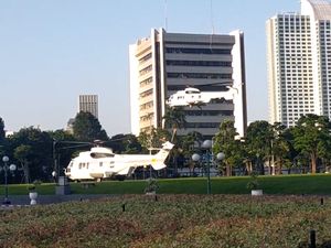 Video: 3 Helikopter Mendarat di DPR Jelang Sidang Tahunan MPR RI Hari Ini