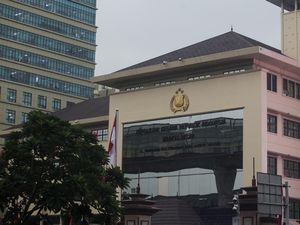 Kapolri Ganti 4 Kapolda: Sulteng, Sulsel, Lampung dan Babel Kapolri Ganti 4 Kapolda: Sulteng, Sulsel, Lampung dan Babel