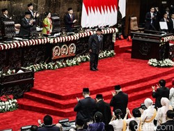 Doa Legislator PDIP di Paripurna: Lindungi Prabowo dari Tangan-tangan Tamak