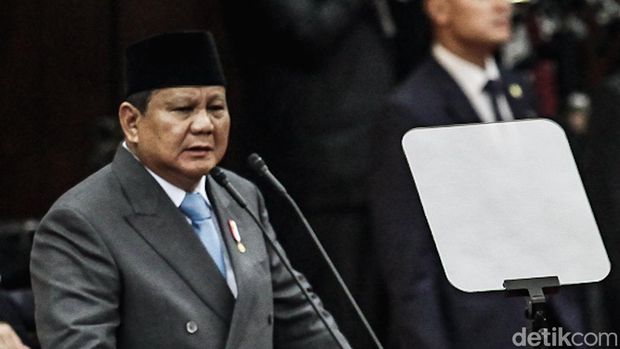 Presiden Prabowo Subianto menyampaikan pidato kenegaraan perdananya dalam Sidang Tahunan MPR serta Sidang Bersama DPR–DPD di Gedung Nusantara, Jakarta, Jumat (15/8/2025).