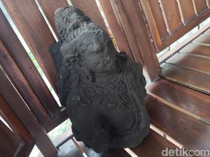 Kondisi Arca yang Ditemukan di Galian Drainase Mlati Kondisi Arca yang Ditemukan di Galian Drainase Mlati