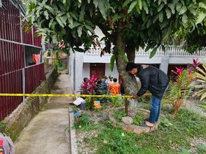 Pria di Sungai Penuh Jambi Tewas Ditusuk, Pelaku Diburu Polisi Pria di Sungai Penuh Jambi Tewas Ditusuk, Pelaku Diburu Polisi