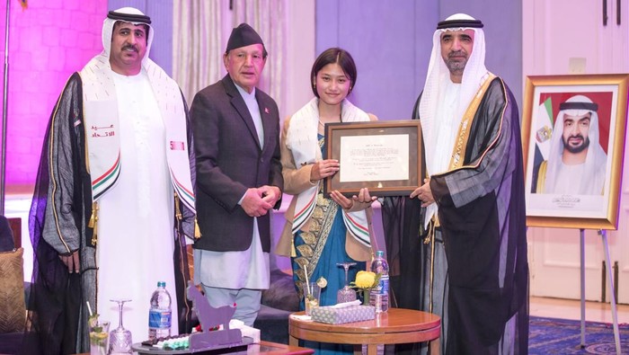 Kagum! Begini Indahnya Tulisan Tangan Seorang Remaja Putri