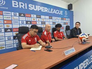 Super League: Pesan Bernardo Tavares ke PSM Makassar Lawan Bhayangkara FC Super League: Pesan Bernardo Tavares ke PSM Makassar Lawan Bhayangkara FC