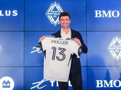 Mueller Yakin Raih Trofi di Vancouver Whitecaps