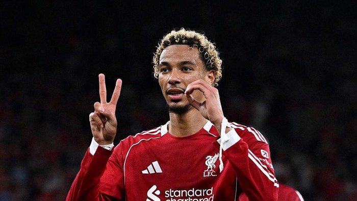 LIVERPOOL, ENGLAND - AUGUST 15: (THE SUN OUT, THE SUN ON SUNDAY OUT) Hugo Ekitike of Liverpool celebrates scoring his teams first goal during the Premier League match between Liverpool and Bournemouth at Anfield on August 15, 2025 in Liverpool, England. (Photo by Liverpool FC/Liverpool FC via Getty Images)