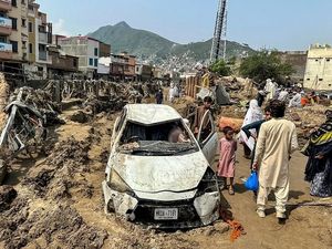 Bertambah, 321 Orang Tewas Akibat Banjir-Longsor di Pakistan Bertambah, 321 Orang Tewas Akibat Banjir-Longsor di Pakistan
