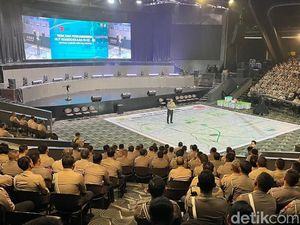 Dihadiri Kakorlantas, Polda Metro Simulasi Pengamanan Lalin HUT RI Besok Dihadiri Kakorlantas, Polda Metro Simulasi Pengamanan Lalin HUT RI Besok