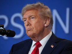 Trump Ancam Musnahkan Hamas Jika Langgar Gencatan Senjata