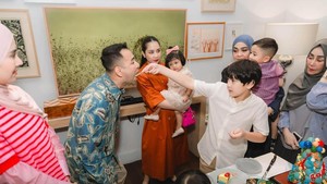 Spesial! Raffi Nagita Rayakan Ultah Rafathar dengan Makan Malam Keluarga