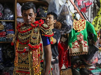 Semarak Kemerdekaan, Penyewaan Busana Adat di Semarang Laris Manis