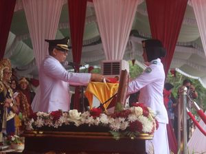 Teddy Sebut HUT RI ke-80 Jadi Semangat Menandai Persatuan-Perjuangan Bangsa Teddy Sebut HUT RI ke-80 Jadi Semangat Menandai Persatuan-Perjuangan Bangsa