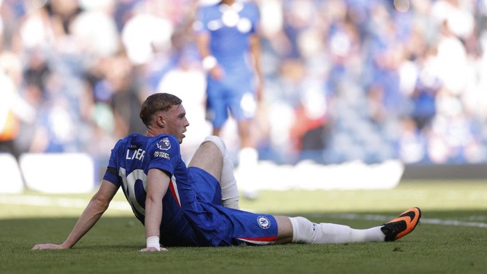 Soccer Football - Premier League - Chelsea v Crystal Palace - Stamford Bridge, London, Britain - August 17, 2025 Chelseas Cole Palmer reacts after the match Action Images via Reuters/Andrew Couldridge EDITORIAL USE ONLY. NO USE WITH UNAUTHORIZED AUDIO, VIDEO, DATA, FIXTURE LISTS, CLUB/LEAGUE LOGOS OR LIVE SERVICES. ONLINE IN-MATCH USE LIMITED TO 120 IMAGES, NO VIDEO EMULATION. NO USE IN BETTING, GAMES OR SINGLE CLUB/LEAGUE/PLAYER PUBLICATIONS. PLEASE CONTACT YOUR ACCOUNT REPRESENTATIVE FOR FURTHER DETAILS..