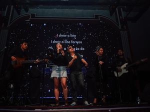 Diandra Aprilia Tersanjung Duet Bareng Sandhy Sondoro Diandra Aprilia Tersanjung Duet Bareng Sandhy Sondoro