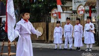 Gemasnya Upacara HUT RI Ala Siswa TK di Jakarta