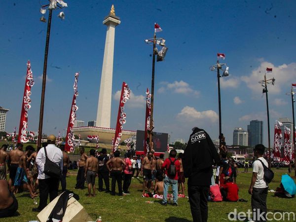 Lomba 17-an Meriahkan Pesta Rakyat di Monas