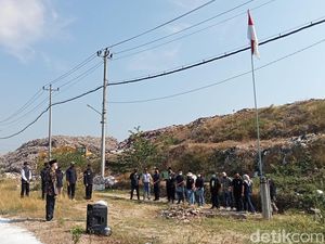 Khidmatnya Upacara 17 Agustus di TPA Troketon Klaten Khidmatnya Upacara 17 Agustus di TPA Troketon Klaten