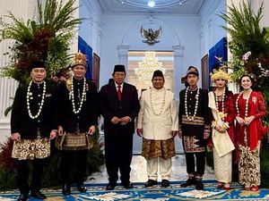 Ibas: Dirgahayu Indonesia, Kita Tumbuh, Bersatu, dan Berjuang Ibas: Dirgahayu Indonesia, Kita Tumbuh, Bersatu, dan Berjuang