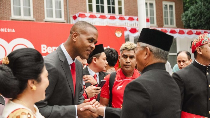 Patrick Kluivert hadiri perayaan HUT ke-80 RI di KBRI Den Haag, Minggu (17/8/2025)