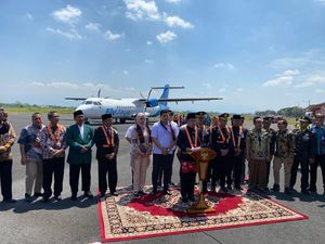 Penerbangan Jember-Jakarta Resmi Beroperasi, Investasi-Wisata Diharapkan Naik Penerbangan Jember-Jakarta Resmi Beroperasi, Investasi-Wisata Diharapkan Naik