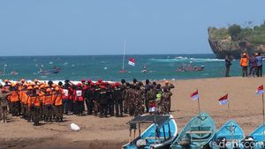 Melihat Lagi Kemeriahan HUT RI di Malioboro Jogja hingga Laut Pantai Baron