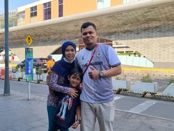 Senangnya Warga Tarif KRL-MRT Rp 80: Kayak Nggak Bayar