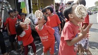 Warga Manggarai Meriahkan HUT ke-80 RI dengan Lomba dan Pawai